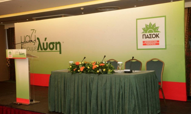 ΠΑΣΟΚ: Η υπηρεσιακή πρωθυπουργός να «μαζέψει» τον κ. Αλεξιάδη