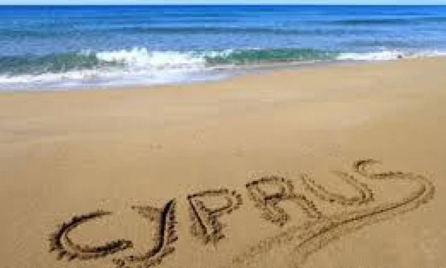 Μείωση στα έσοδα από τον τουρισμό στη Κύπρο