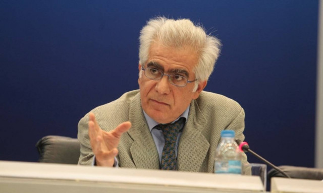 ΔΕΘ 2015: Το πληροφοριακό Κέντρο της ΕΛ.ΑΣ. εγκαινίασε ο Αντώνης Μακρυδημήτρης