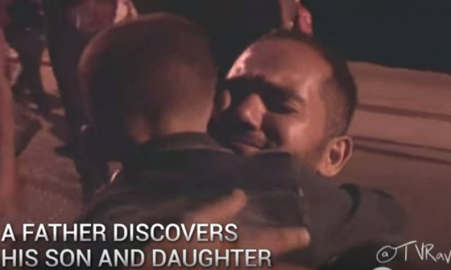 Κως: Η συγκλονιστική στιγμή που ένας πρόσφυγας πατέρας ξαναβρίσκει τα παιδιά του (vid)