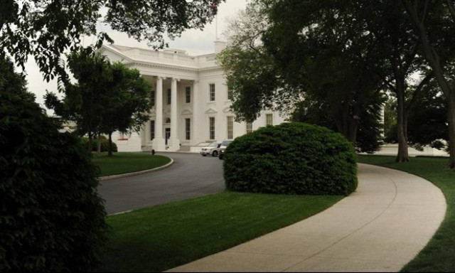 Σειρά προσεγγίσεων για την προσφυγική κρίση εξετάζει ο Λευκός Οίκος