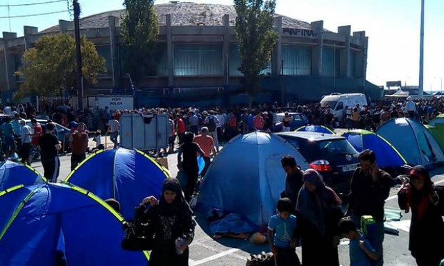 Λέσβος: Ελπίδες για αποσυμφόρηση του νησιού και απεγκλωβισμό χιλιάδων προσφύγων