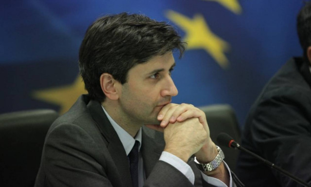 Χαλάρωση των capital controls και νέο πλαίσιο για τα «κόκκινα» δάνεια