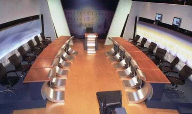 Εκλογές 2015: Στον πυρετό του ντιμπέιτ…