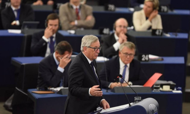 «Άδειασμα» Γιούνκερ στον Τσίπρα για τη φορολόγηση των εφοπλιστών και τις αμυντικές δαπάνες