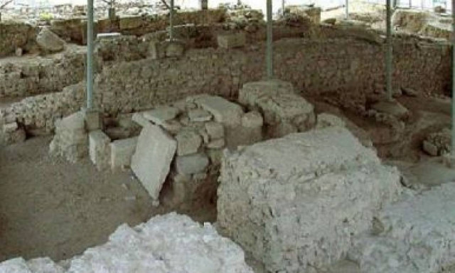 Αρχιερατικός εσπερινός στο ναό του Αγ. Αχιλλίου Λαρίσης