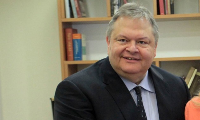 Βενιζέλος: Η χώρα χρειάζεται κυβέρνηση εθνικής ενότητας