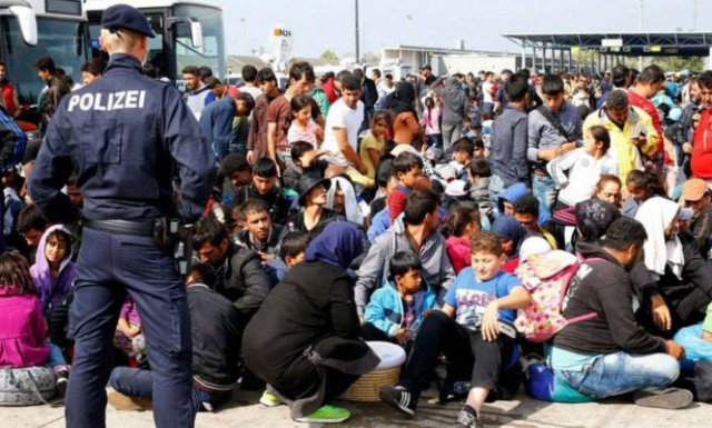 Συνοριακοί έλεγχοι πλέον και στην Αυστρία