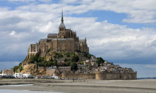 Caen στις νορμανδικές ακτές για σινεφίλ ψυχές (video)