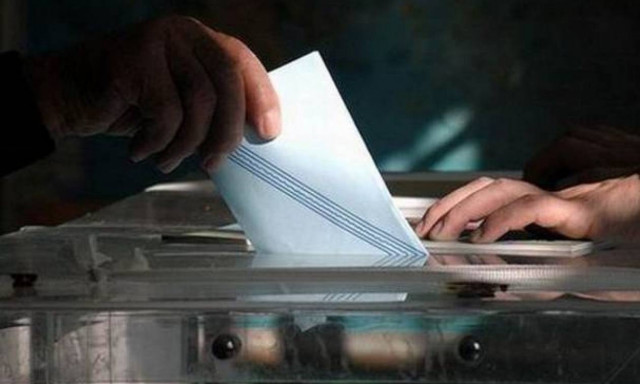 Δημοσκόπηση: «Ντέρμπι» ΣΥΡΙΖΑ - ΝΔ