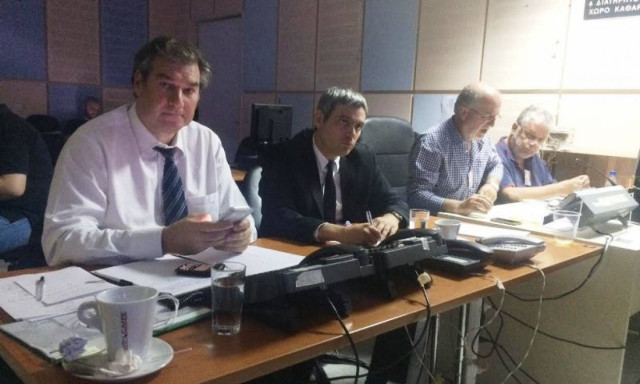 Ντιμπέιτ: Το Newsbomb.gr  στο control room της ΕΡΤ (photos)