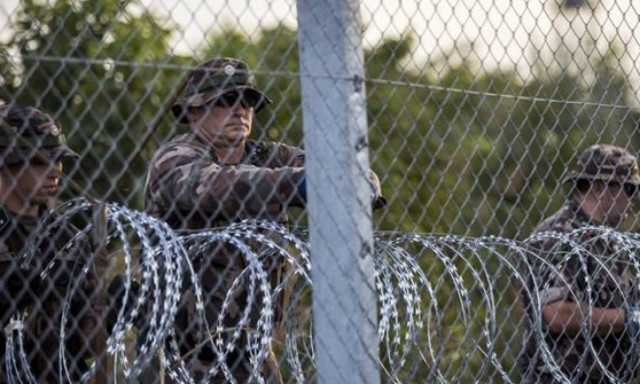 Απειλεί να κλείσει τα σύνορά της η Σερβία