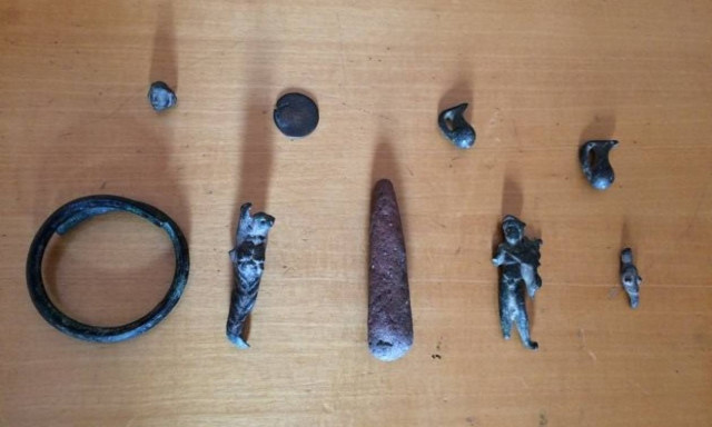 Ηράκλειο: Σύλληψη 43χρονου για μεγάλη υπόθεση αρχαιοκαπηλίας (photos)