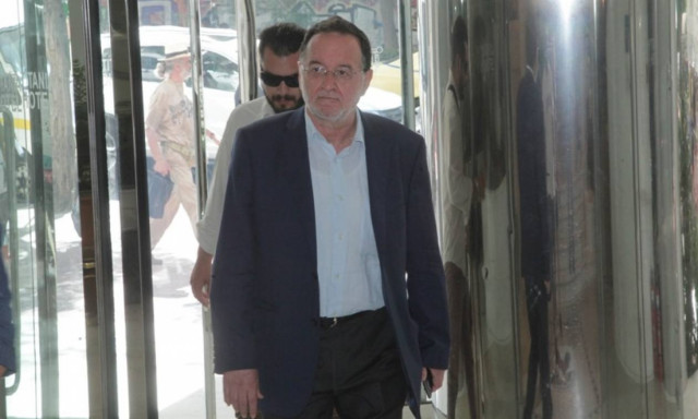 Λαφαζάνης: Με μία ΛΑΕ σφήνα στα σχέδιά τους θα βάλουν «μαύρες πλερέζες» από Δευτέρα