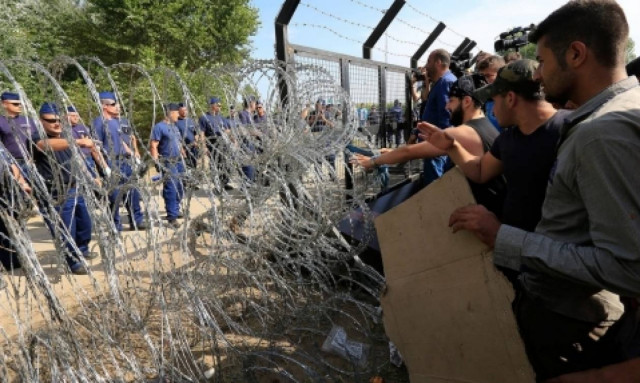 Κροατία: Έκλεισαν 7 διαβάσεις στα σύνορα με τη Σερβία - 13.300 πρόσφυγες εισήλθαν στη χώρα