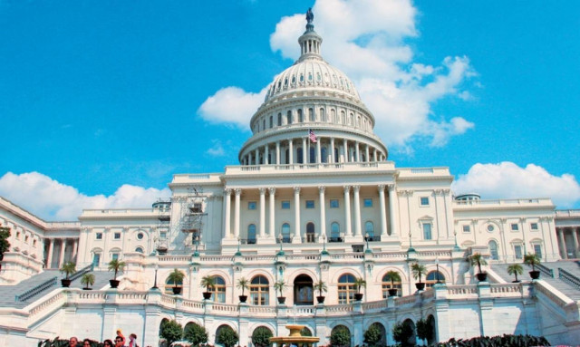 ΗΠΑ: Χαλάρωση εμπορικών και ταξιδιωτικών κυρώσεων στην Κούβα