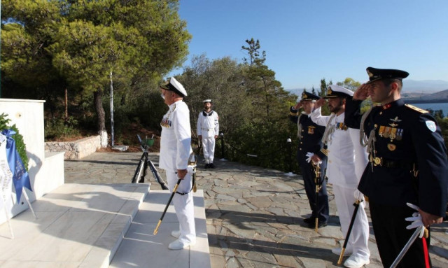 Τελετή παράδοσης-παραλαβής νέου Α/ΓΕΝ (pics)