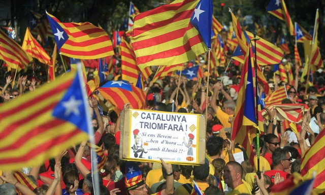 Καταλονία: Την απόλυτη πλειοψηφία αναμένεται να κερδίσουν τα αυτονομιστικά κόμματα