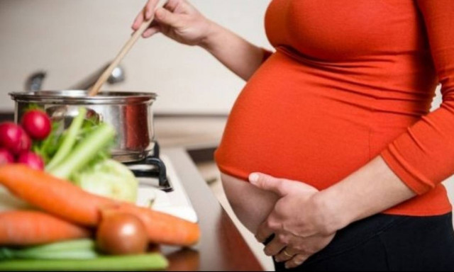 Περιμένετε μωράκι; Αυτές είναι οι συνέπειες τις ελλιπούς διατροφής