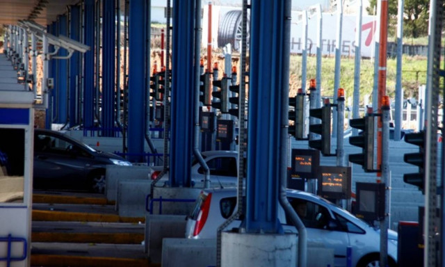 Εκλογές 2015 - Κανονικά λειτουργούν τα διόδια παρά την οικονομική στενότητα