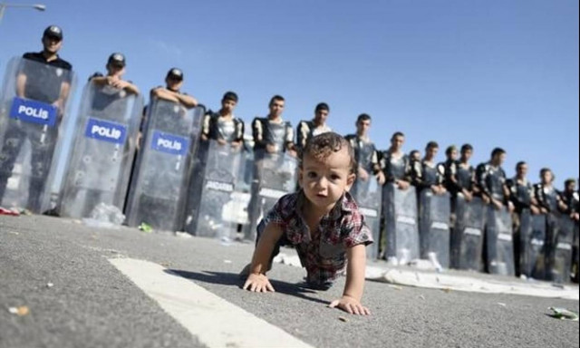 Φεύγουν οι πρόσφυγες από την Ανδριανούπολη