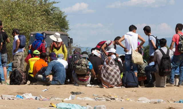 Υποχρεωτική κατανομή προσφύγων λένε Γαλλία και Γερμανία