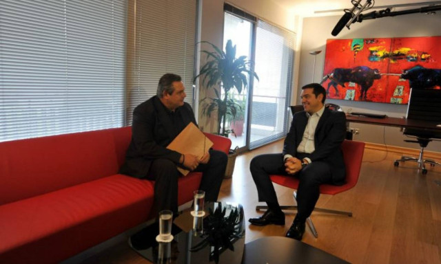 Τσίπρας: Nα σταματήσει ο λαός να ματώνει - Καμμένος: Βασικό είναι να έρθει η σταθερότητα (pics)