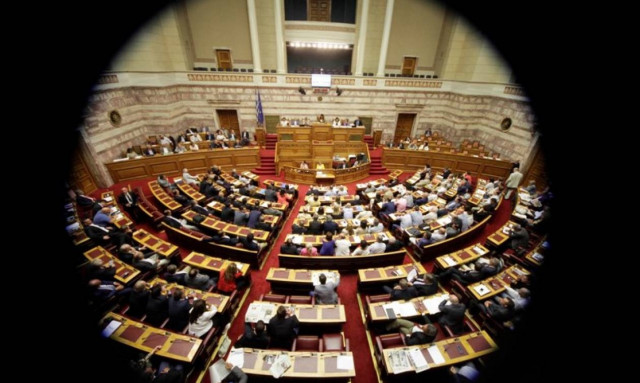 Αποτελέσματα εκλογών 2015 - Τα ηχηρά ονόματα που μένουν εκτός Βουλής