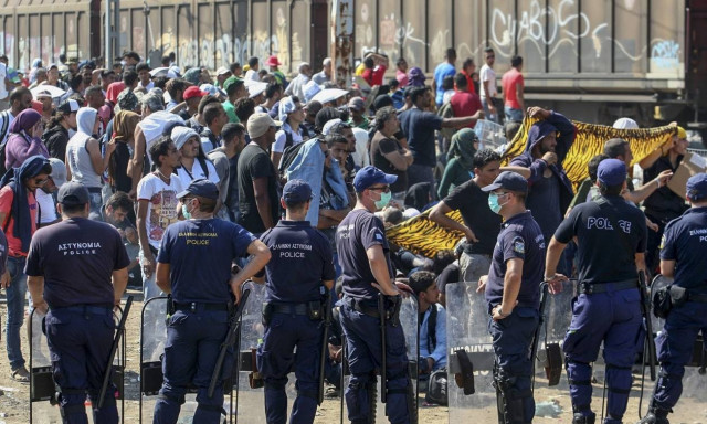 Ένταση μεταξύ Σερβίας και Κροατίας - Ταραχές σε κέντρο Υποδοχής