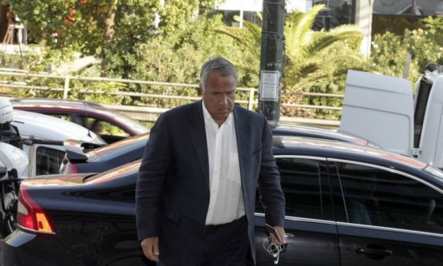 Η... αρχή του τέλους της ΝΔ: Ο Βορίδης σκέφτεται να διαλύσει οριστικά το κόμμα!