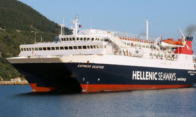 Μεταφορά μηχανημάτων, υλικών και προσωπικού Στρατού Ξηράς και Π.Α. στη Σκόπελο