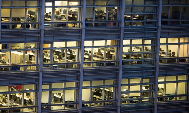 Υπουργείο Εργασίας: Δεν θα υπάρξουν οριζόντιες μειώσεις στις συντάξεις