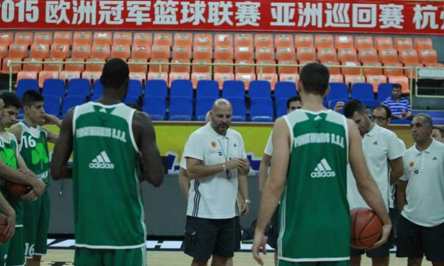 Θερμή υποδοχή και προπόνηση στην Κίνα (photos)