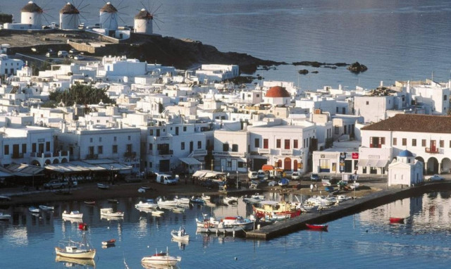 Τη Δευτέρα η πράξη νομοθετικού περιεχομένου για το ΦΠΑ στα νησιά