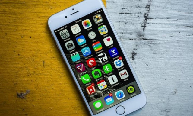 Στις 9 Οκτωβρίου στην Ελλάδα τα νέα iPhone 6s και 6s Plus