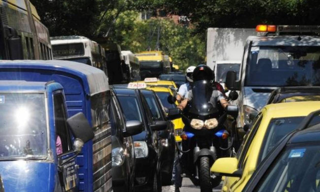 Τέλη κυκλοφορίας: Τα αλλάζει όλα το υπουργείο Οικονομικών - Ο νέος τρόπος υπολογισμού