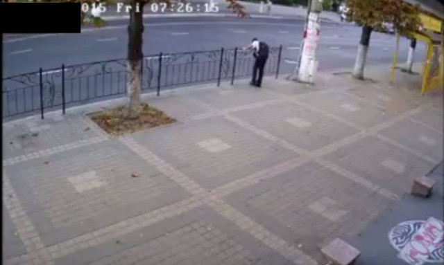 Αυτός είναι ο πιο τυχερός μαθητής του κόσμου! Σώθηκε την τελευταία στιγμή (video)