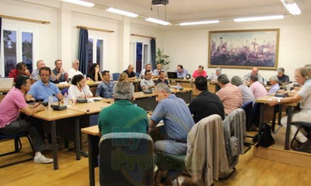 Πρέβεζα: «Άναψαν» τα αίματα στο Δημοτικό Συμβούλιο (vid)