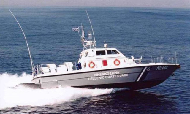 Κύθνος: Συναγερμός για ακυβέρνητο πλοίο