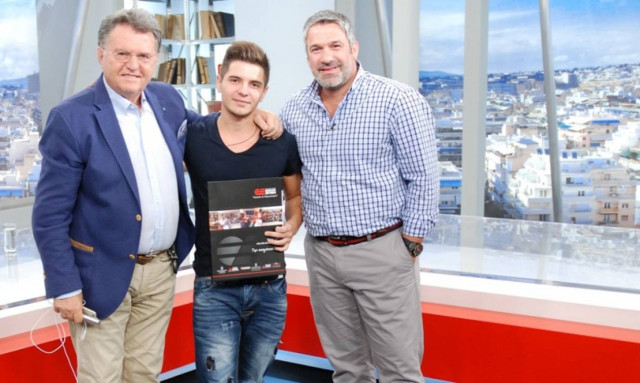 O Σοφοκλής Ξυνής προσφέρει υποτροφία σπουδών σε 19χρονο ανειδίκευτο εργάτη