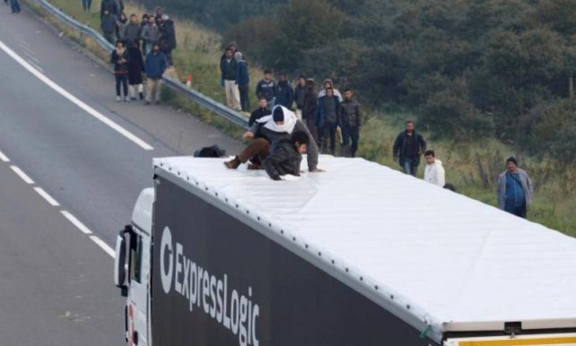 Γαλλία: Δόθηκε στην κυκλοφορία η σήραγγα της Μάγχης