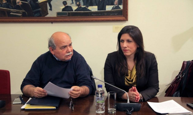 Με αιχμές η τελετή παράδοσης - παραλαβής της προεδρίας της Βουλής (vid)