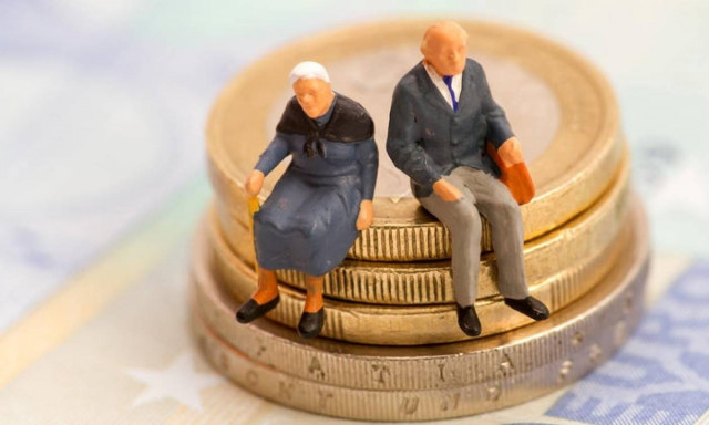 Τα σενάρια για τη σύνταξη χηρείας των ανδρών στη Κύπρο