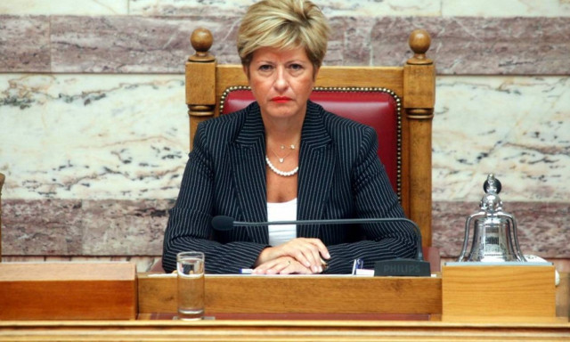 Προγραμματικές δηλώσεις- Τσαρουχά: Ενισχυμένες αρμοδιότητες στο υπουργείο Μακεδονίας - Θράκης (vid)