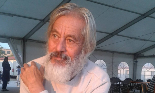 Ο 76χρονος πρόσφυγας που ταξίδεψε με ποδήλατο από το Ιράν ως την... Κωνσταντινούπολη