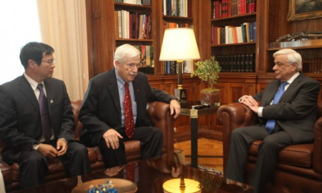 Παυλόπουλος: Εξήρε την πρωτοβουλία δημιουργίας έδρας ελληνικής γλώσσας σε κινεζικό Πανεπιστήμιο