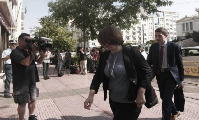 Φθάνουν στην Αθήνα τα τεχνικά κλιμάκια