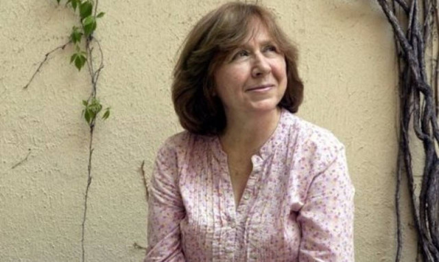 Αλεξίεβιτς: Η Ρωσία εισέβαλε στην Ουκρανία