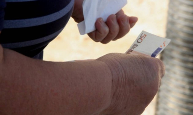 Οι εμμονές του ΔΝΤ για συντάξεις πείνας