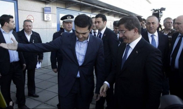 Τσίπρας στον Νταβούτογλου: «Πρώτα λύση του Κυπριακού και μετά επίσκεψη στην Κύπρο»